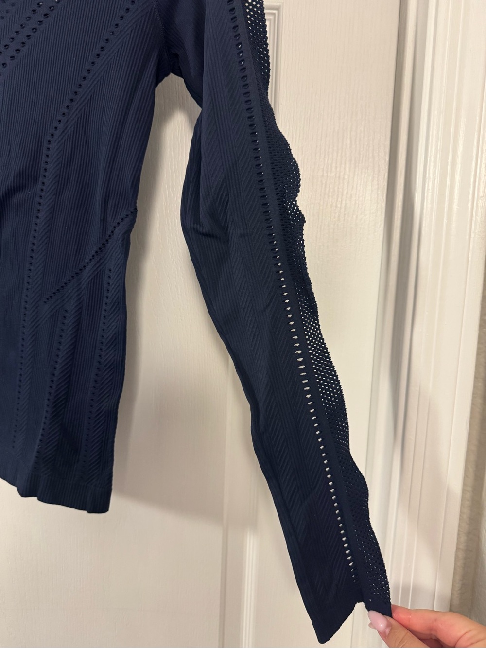 Athleta Navy Long-Sleeve Seamless Performance Top - Picture 3 of 8
